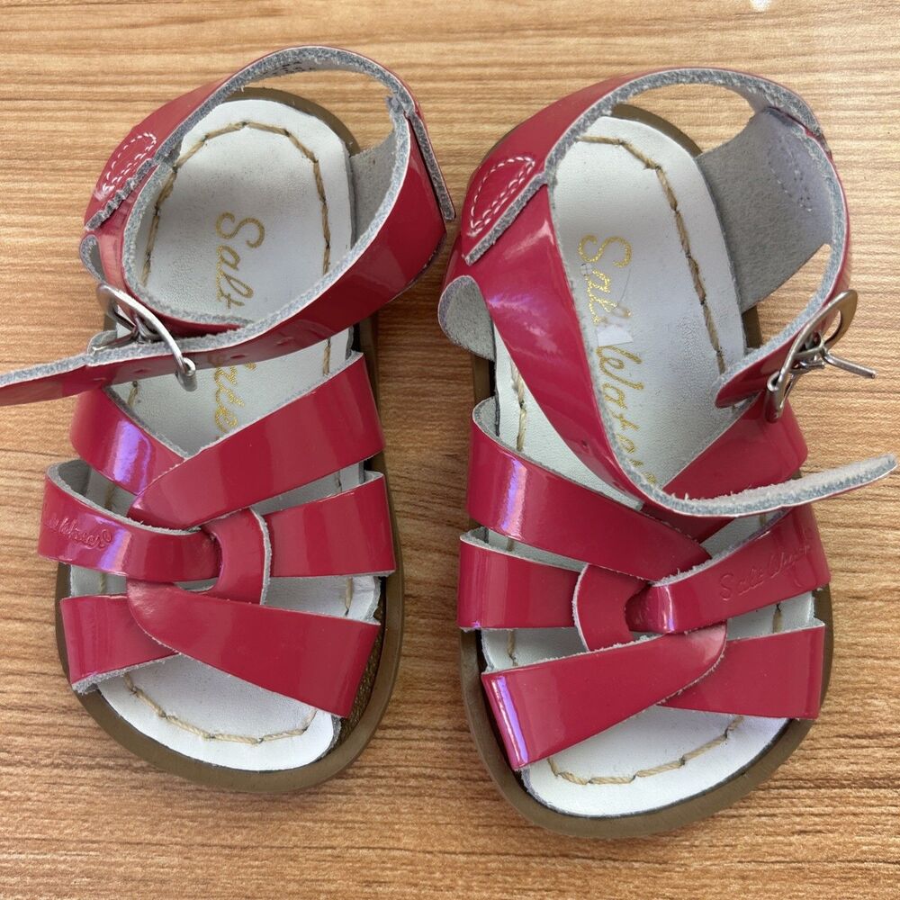 SALTWATER SANDAL BY HOYWAY HOT PINK PATENT LEATHER WATER SANDALS SHOES 4